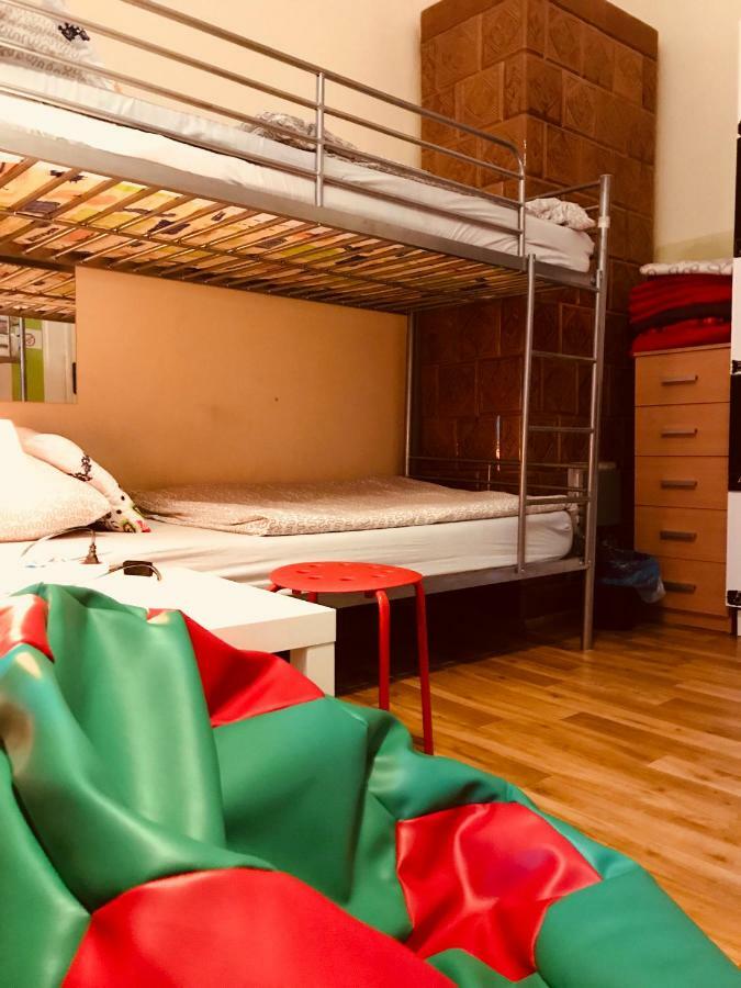 Hostel Centrum Sabot Kraków Exteriör bild